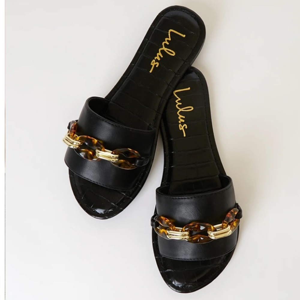 Lulu’s Berty Black Chain Slide Sandals size 5 1/2